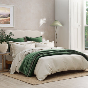 Luxury Pillows and Duvets: A Guide to Choosing the Right Filled Bedding