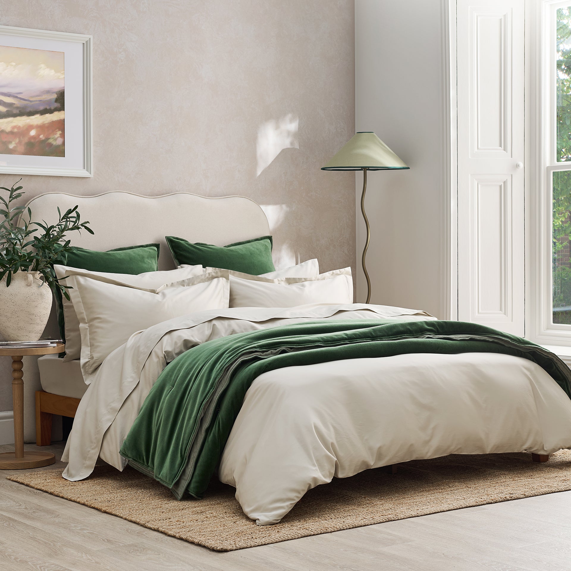 Luxury Pillows and Duvets: A Guide to Choosing the Right Filled Bedding