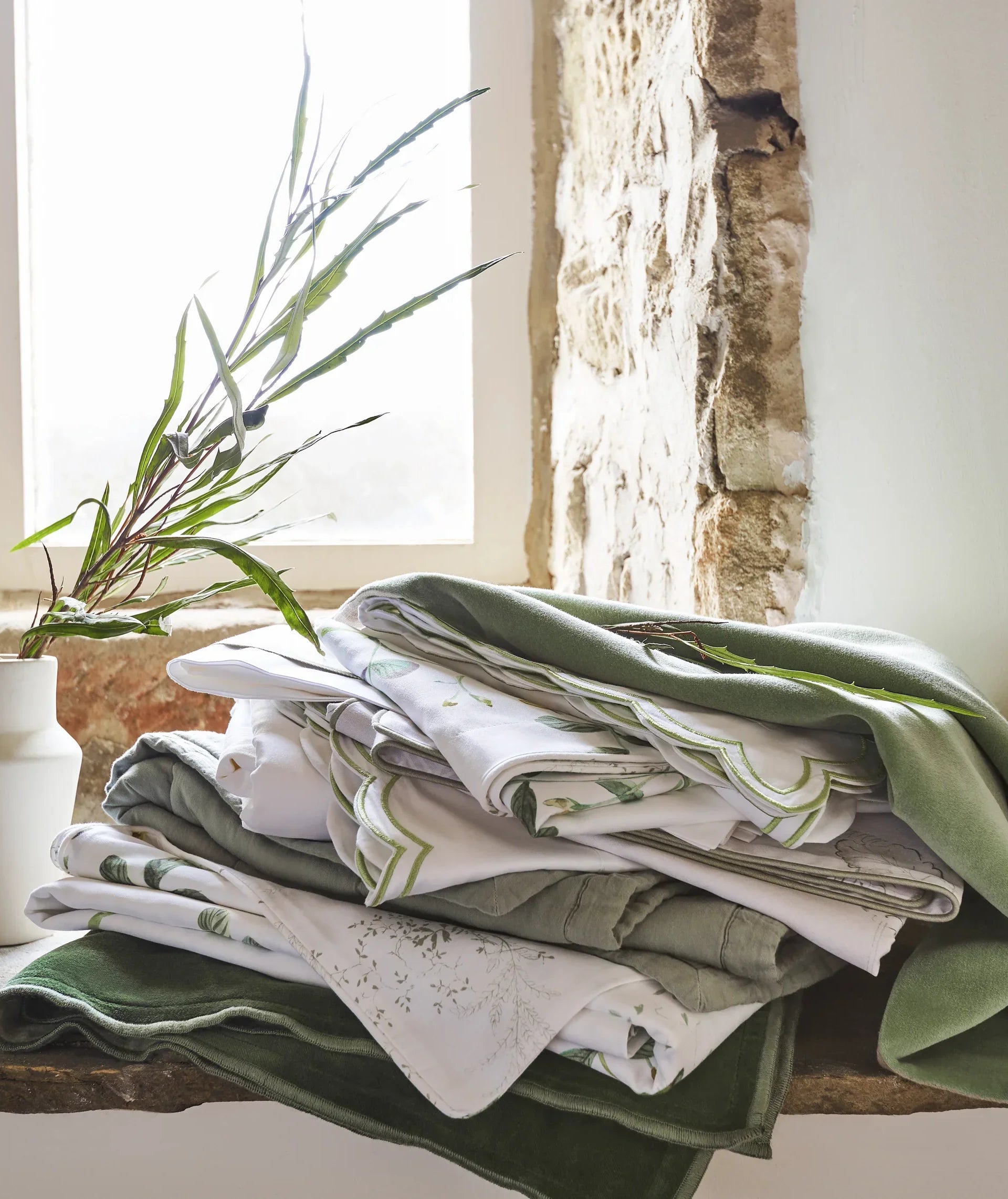 4 Essential Easter Hosting Edits for a Cosy Home Atmosphere