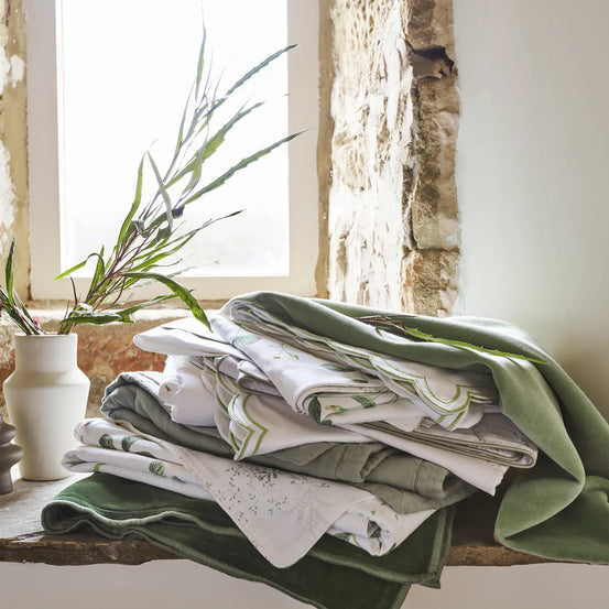 4 Essential Easter Hosting Edits for a Cosy Home Atmosphere