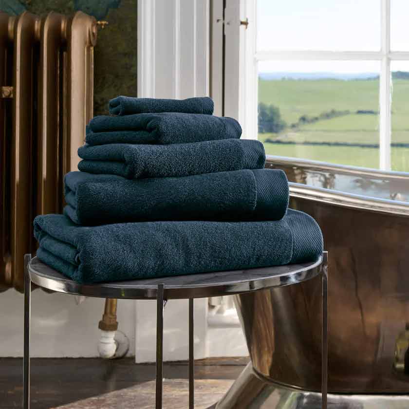 How to Dry Towels to Keep Them Soft and Fresh