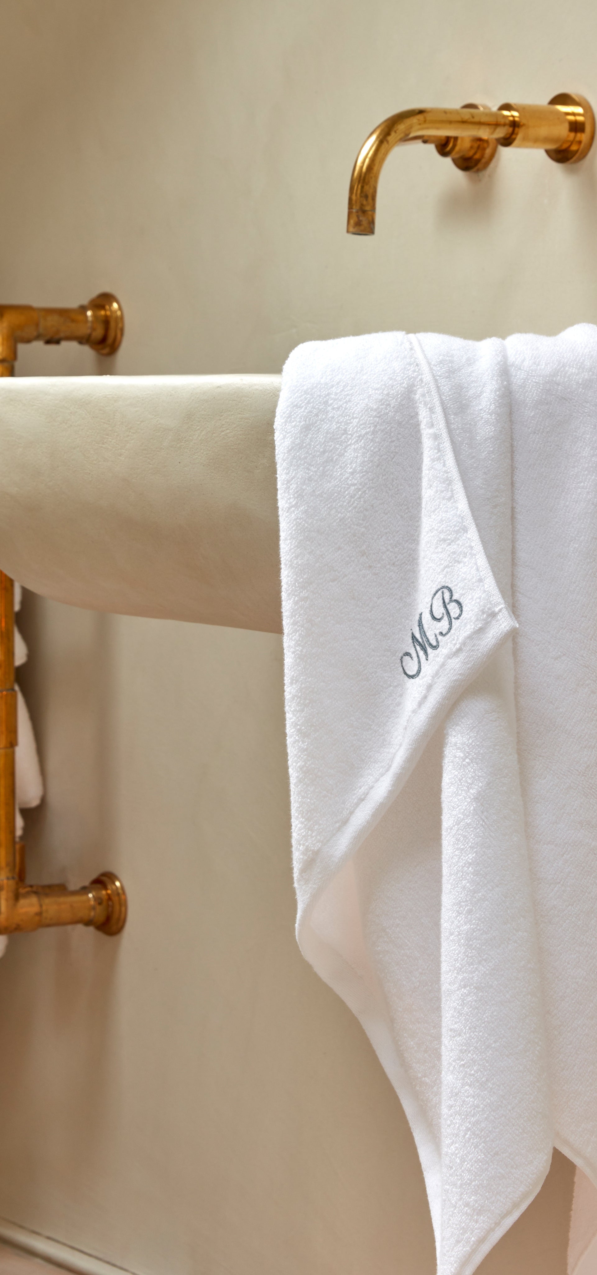How to Get Towels White Again: Simple Tips to Try at Home