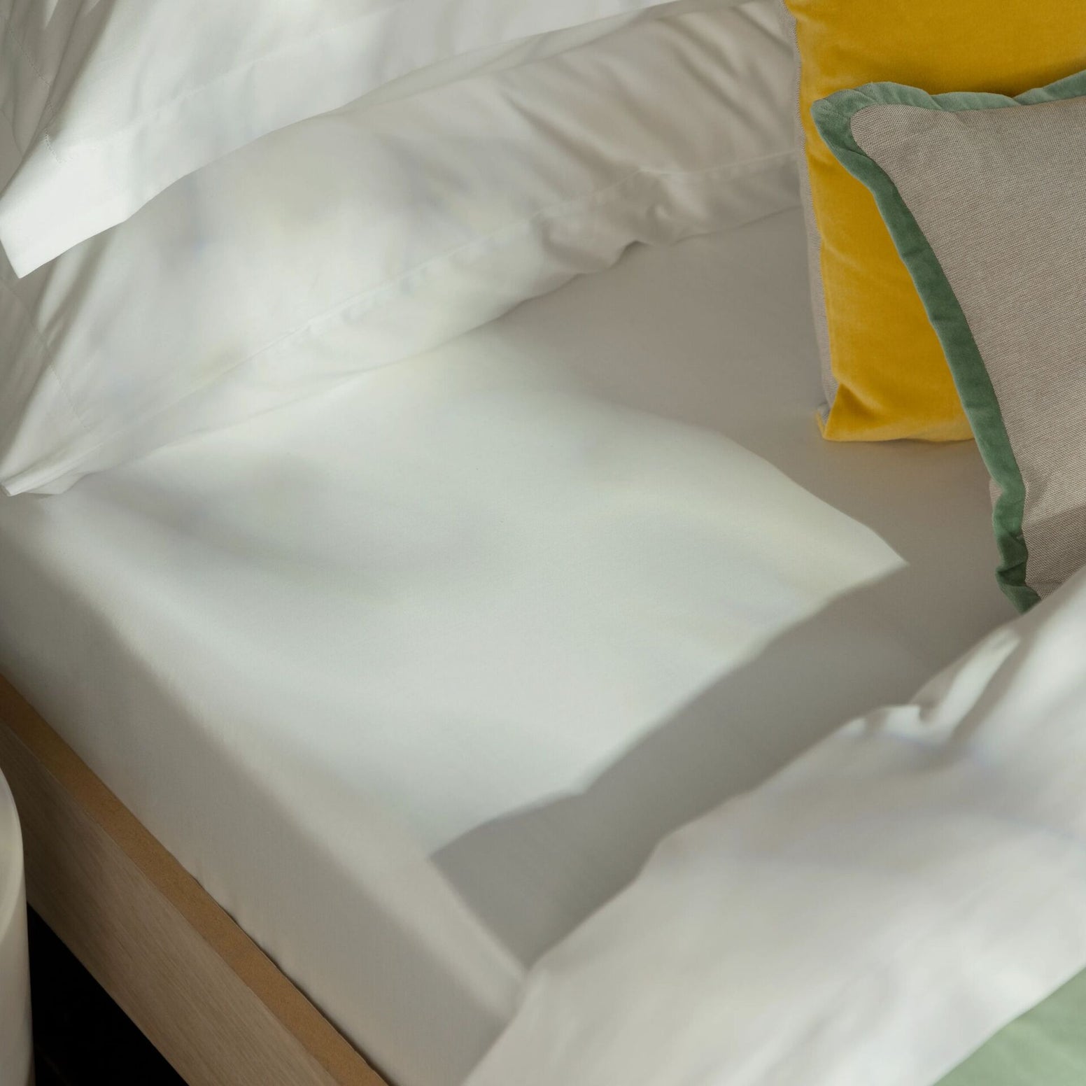 White-product_image