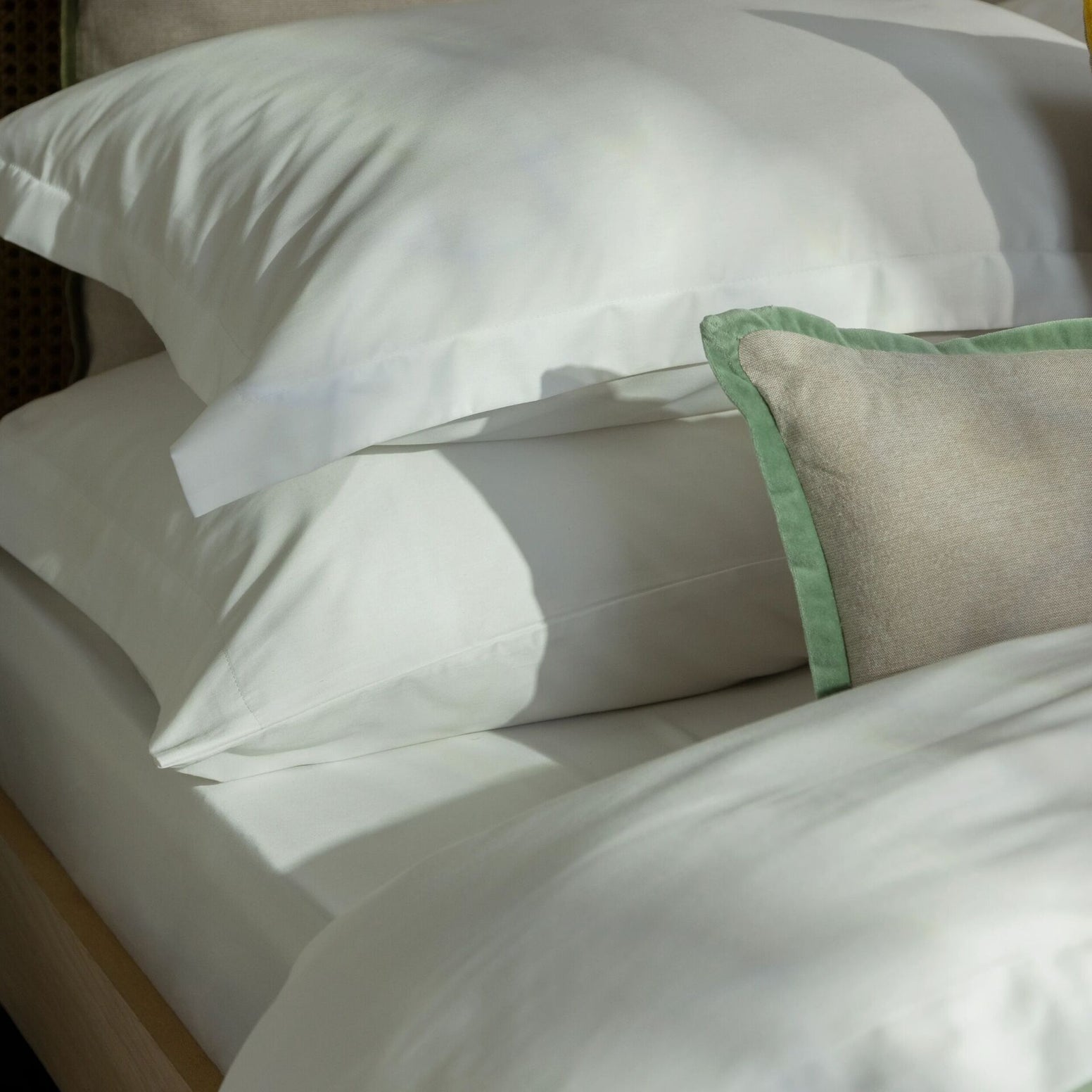 White-product_image