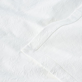 Beatrice Mattelasse Coverlet