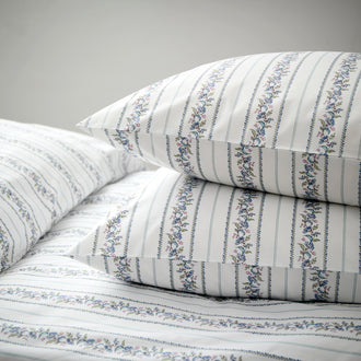 Clara Floral Duvet Set