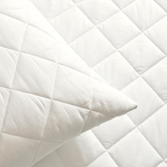 Christy Classic Pillow Protector