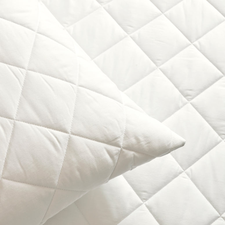 Christy Classic Pillow Protector
