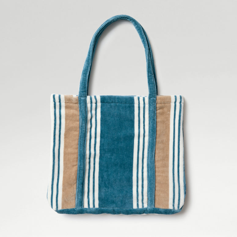 College Lagoon-product_image