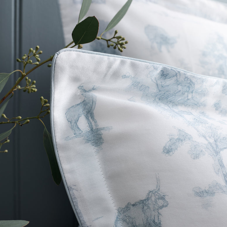 Cotswold Toile Standard Pillowcase Pair