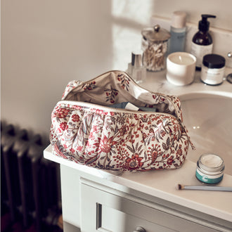 Newstead Make Up Bag
